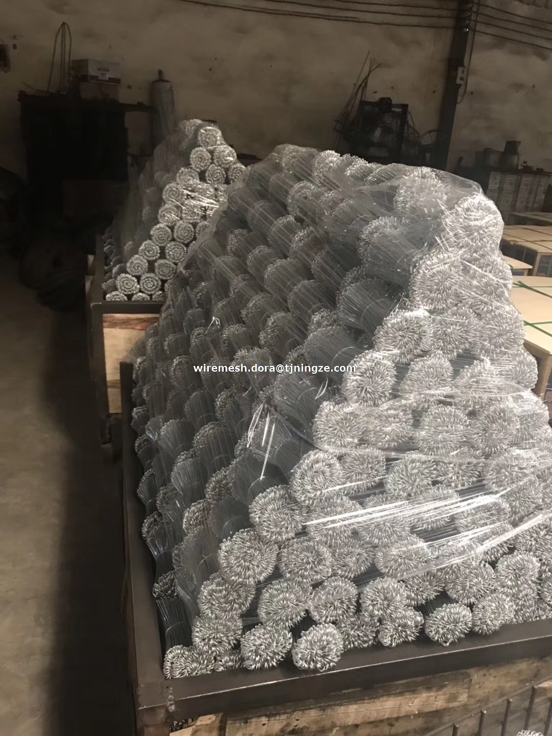 GALVANIZED LOOP WIRE